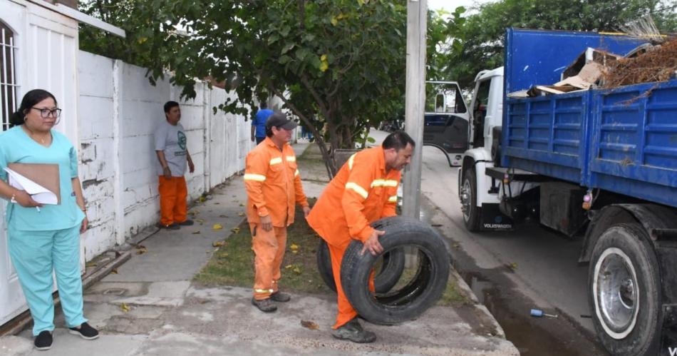 Barrio Primera Junta- continan los trabajos de descacharreo