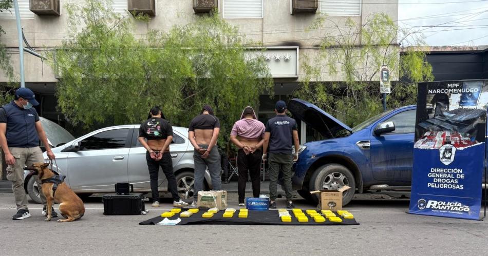 MALVENIDOS Sospechan que el descuido del policía y Mercado arrastraron a su precipicio a Guerrero