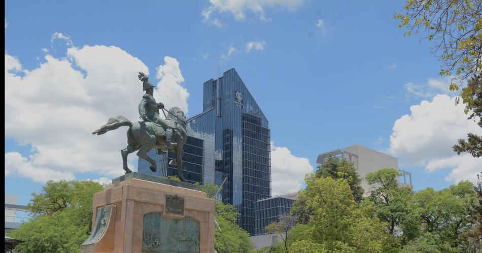 El tiempo en Santiago- pronostican un martes con cielo algo nublado y una mxima de 25°