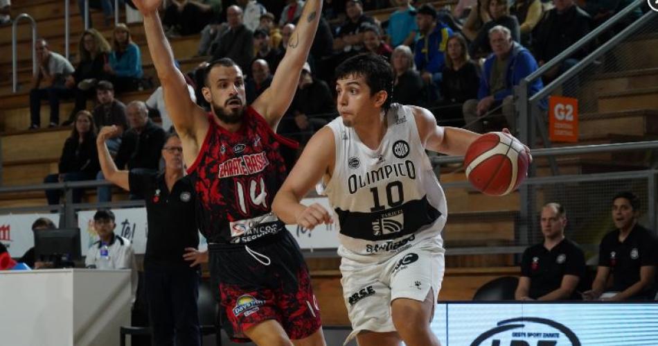 Oliacutempico impuso su jerarquiacutea en Zaacuterate