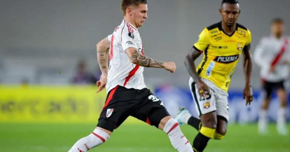 River desperdicioacute un penal y no pudo con Barcelona (E)