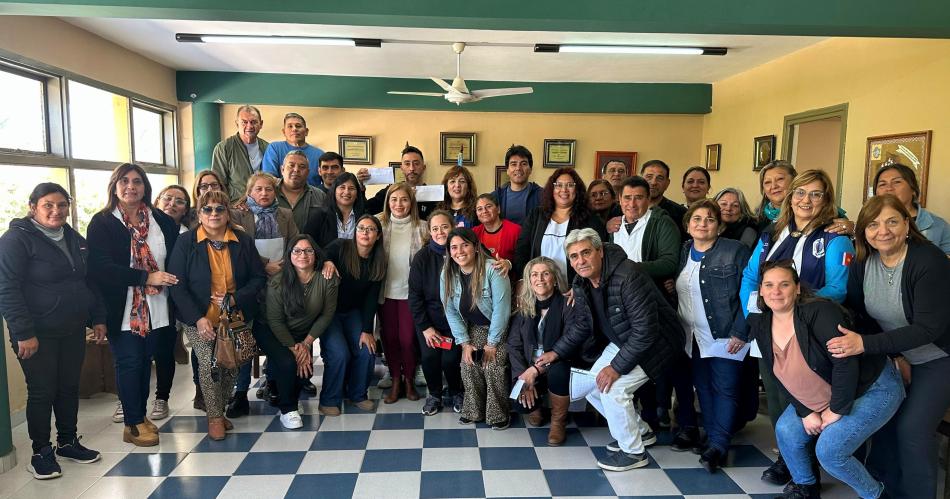 Representantes de la comisión de cooperadoras escolares agradecieron al municipio