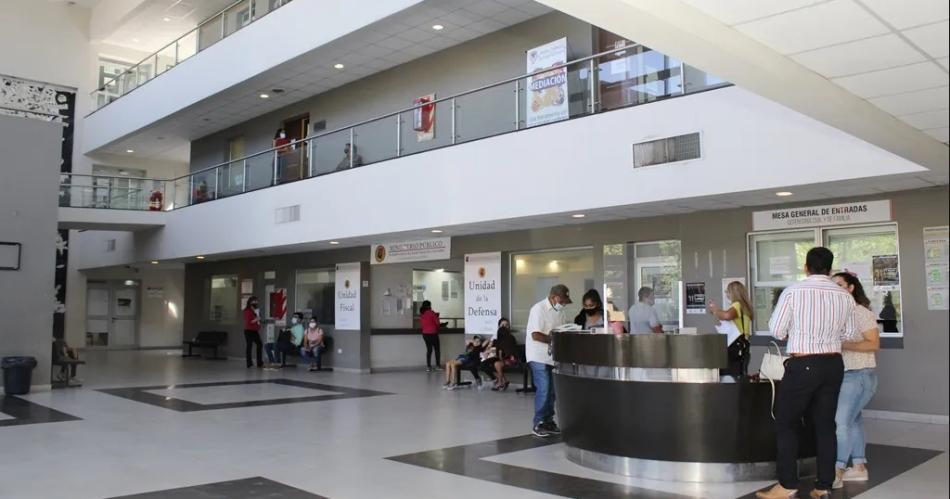 Atacoacute sexualmente a una playera y los compantildeeros le dieron una golpiza