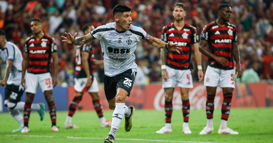 Central el primer argentino en hacer dos goles en un primer tiempo a Flamengo