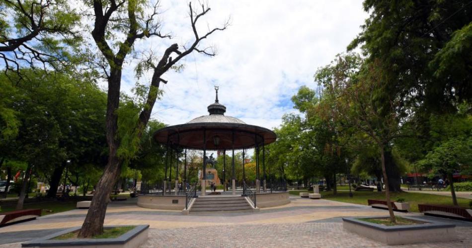 Contina el calor en pleno otoño en Santiago- se espera un jueves con mxima de 27°(Foto- Archivo EL LIBERAL)
