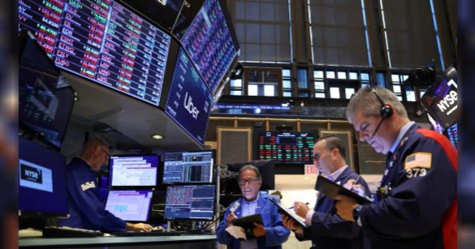 Europa opera en alza y cae Wall Street tras la pausa de Donald Trump sobre los aranceles