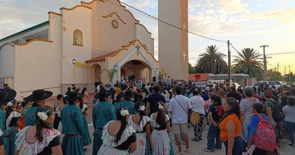 El Obispado de Antildeatuya difundioacute las actividades por Semana Santa