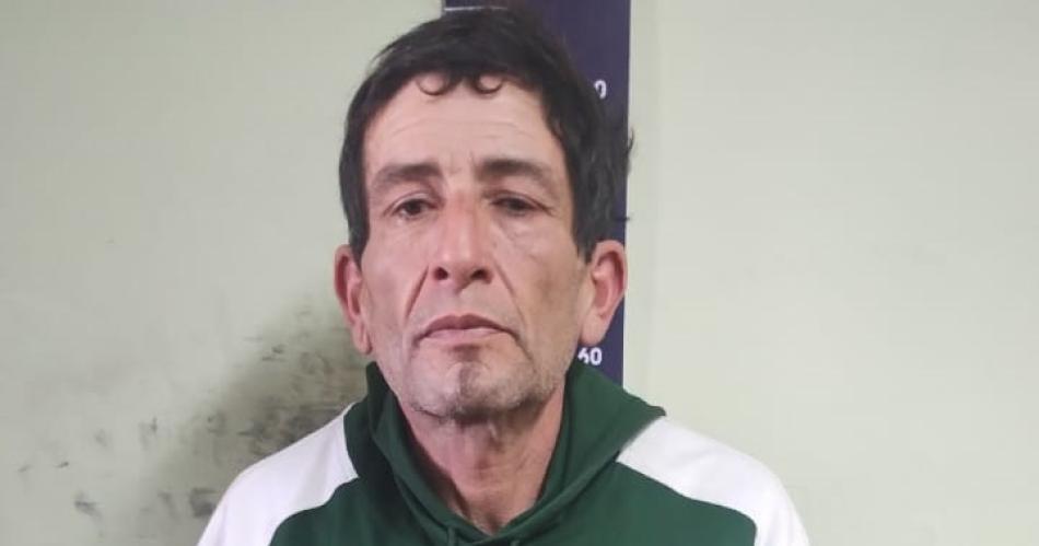 Apresan al Portentildeo sindicado de desvalijar auto en Bordm San Germeacutes