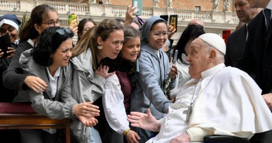 Domingo de Ramos- el papa Francisco reaparecioacute y pidioacute rezar por los maacutes necesitados