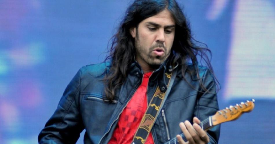 El cantante de La Mancha de Rolando estaacute acusado de chocar a un motociclista y fugarse