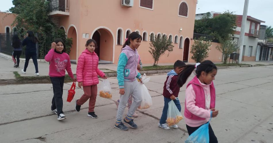 Domingo de Pascua en Antildeatuya- postales de una costumbre que perdura en el tiempo
