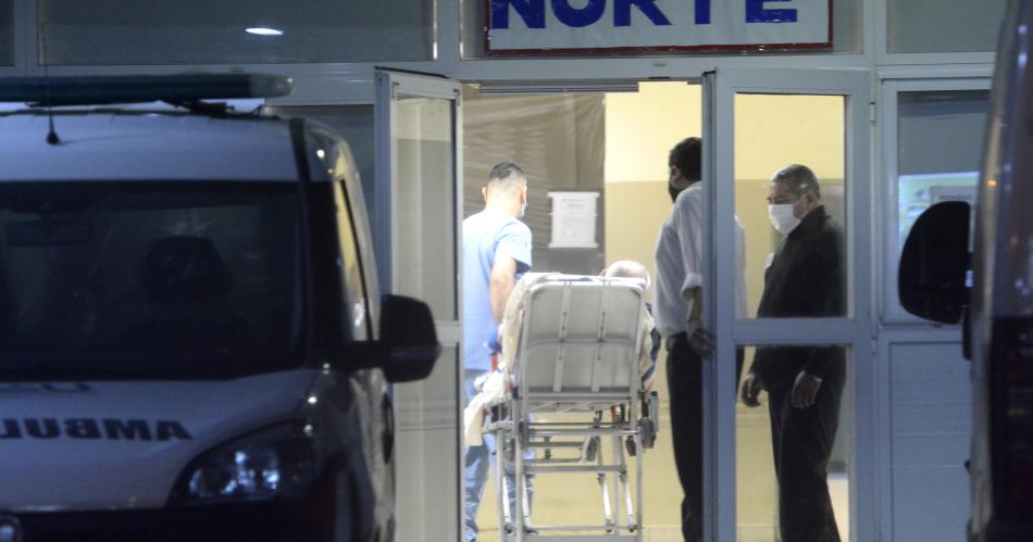 Sangrando llegoacute a la comisariacutea y dijo que policiacuteas lo golpearon