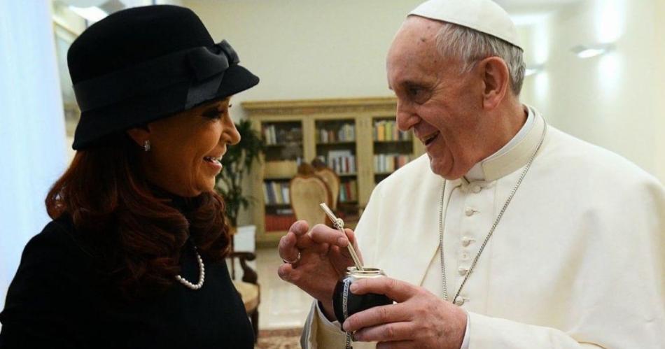 Cristina Kirchner expresó su tristeza infinita por el fallecimiento del Papa Francisco