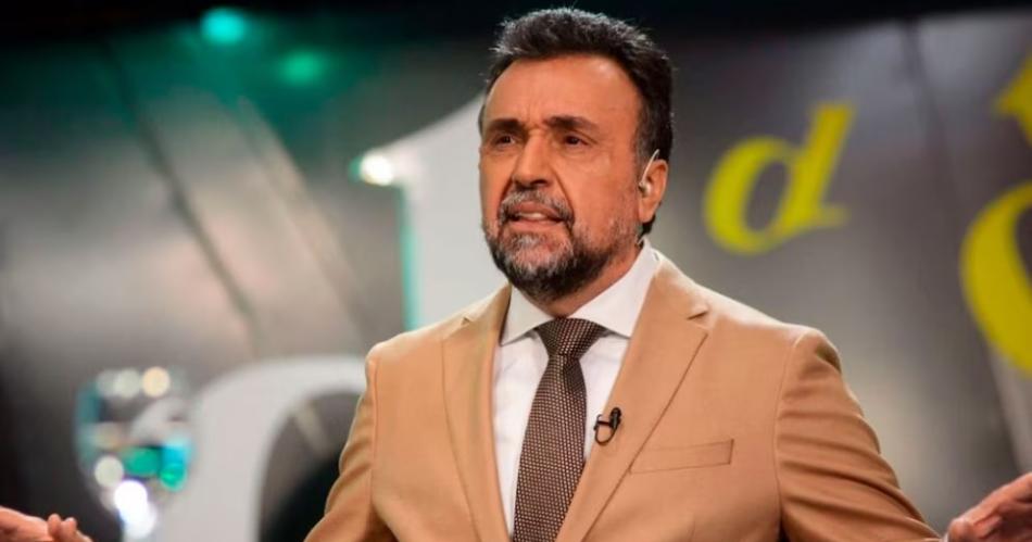 Tiene la cara totalmente hinchada- el periodista Roberto Navarro fue golpeado en la nuca sin mediar palabras