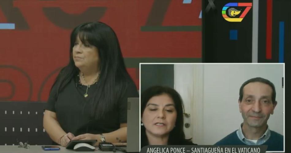 Santiaguentildea pudo despedir al Santo Padre- Se sentiacutea mucho amor