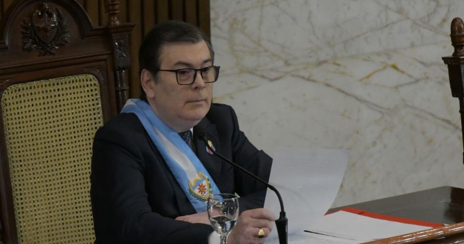 El gobernador recordó al Papa Francisco fallecido el pasado lunes