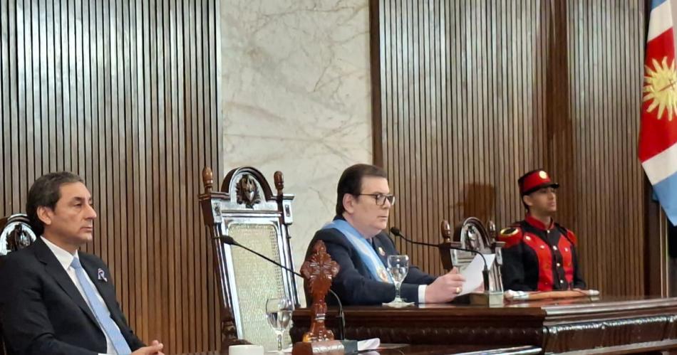 Silva Neder- El Gobernador ratificoacute su compromiso con un Estado presente y la poliacutetica