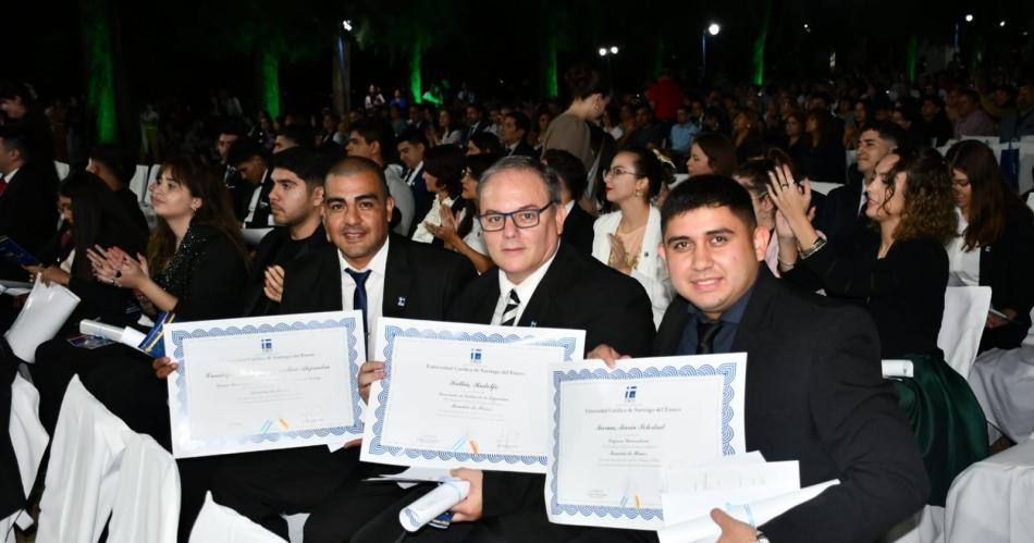 La Policiacutea cuenta con nuevos profesionales universitarios en seguridad