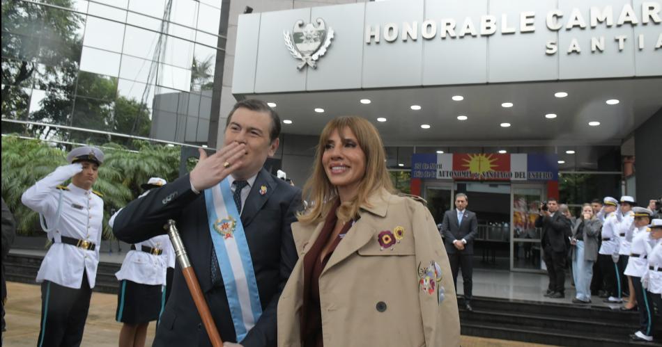 Discurso completo de Gerardo Zamora- celebrando los 205 antildeos de la Autonomiacutea Provincial