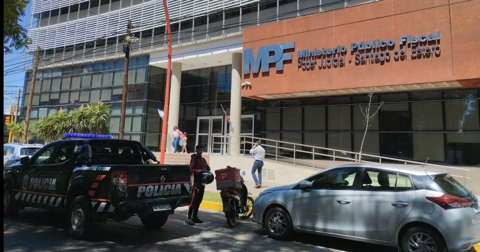 COMPLEJIDAD- Robles se presentar como querellante hoy en representación del médico que perdió US 70000 A la vez la Fiscalía se adentraría ya en la naturaleza del dinero y todas sus aristas