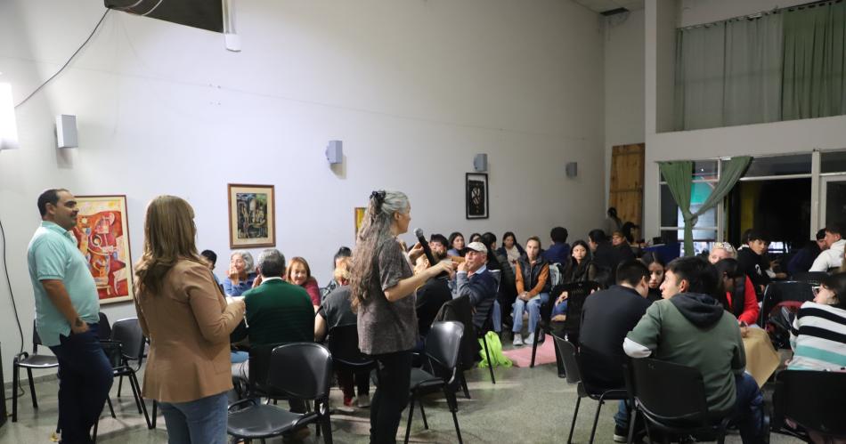 En Villa Ojo de Agua se realizoacute una jornada taller sobre la historia y gastronomiacutea de los pueblos