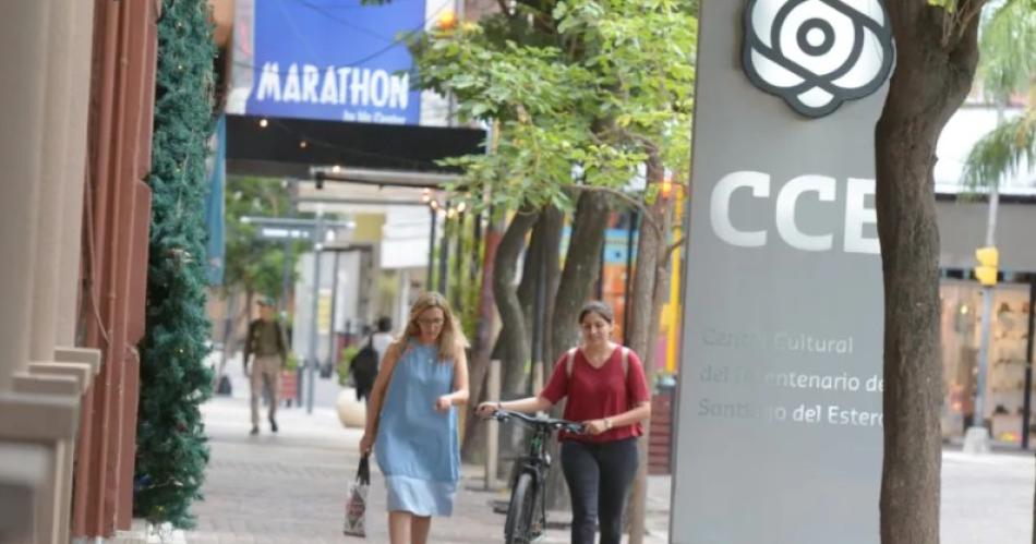 Un DÃa del Trabajador soleado y ventoso en Santiago- la mÃxima alcanzarà los 28°