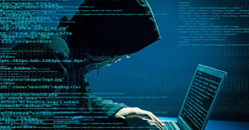 CAJA DE PANDORA- La investigación recién arranca con Fincatti en el centro de las demandas judiciales Y enfrente el abogado confía en su inocencia Trascendió que los m�s de 20 clientes tenían dominio y control de sus cuentas