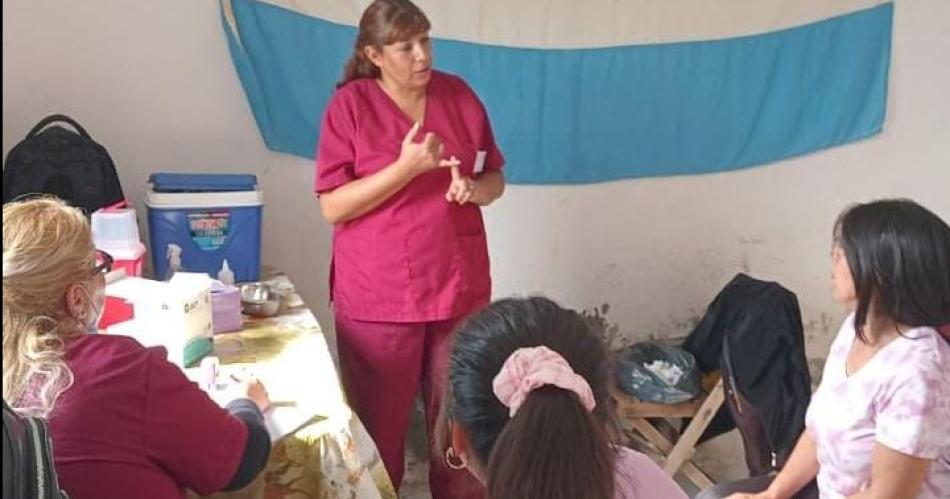 Hubo vacunacioacuten en el Centro Vecinal del barrio Lourdes