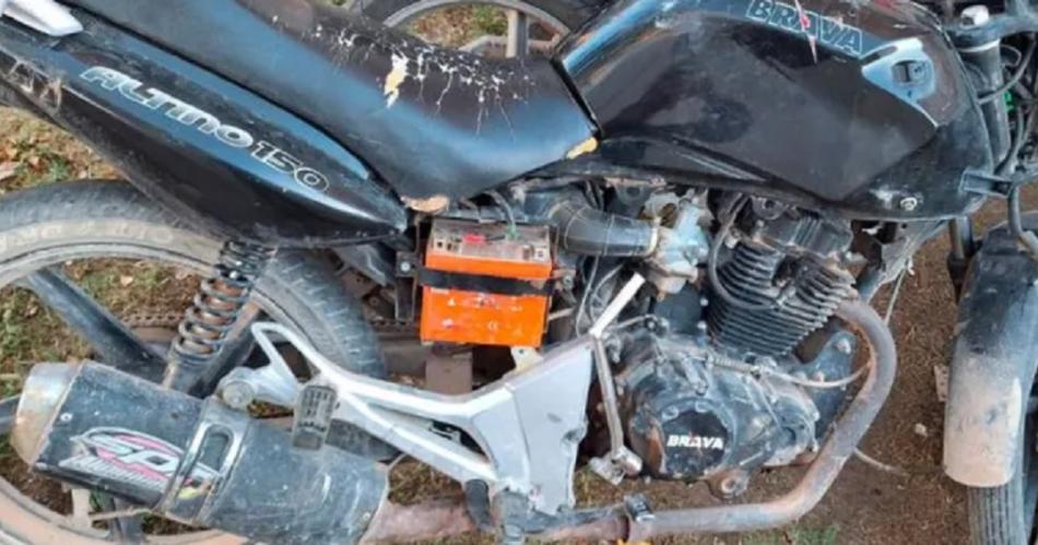 Roban la motocicleta a un joven y minutos después la policía la encuentra cerca del canal Foto- Archivo