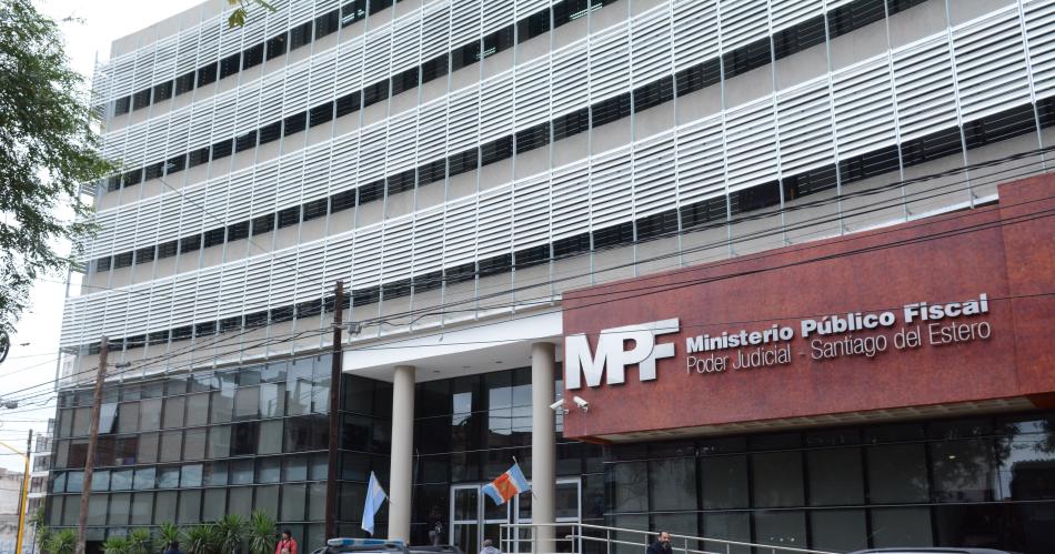 Sujeto ofrecioacute alojamiento a un periodista  le pidioacute sexo y luego intentoacute extorsionarlo