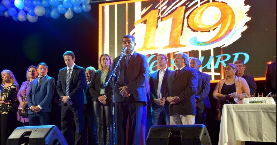 Weisburd cerroacute a pura fiesta la celebracioacuten por su 119ordm aniversario