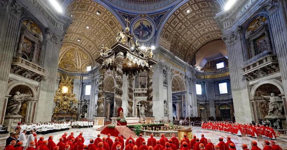 CÓNCLAVE DECISIVO Comenzar el miércoles con una oración en la Capilla Paulina