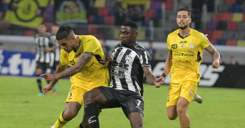 Central recupera jugadores y se enfoca en Flamengo