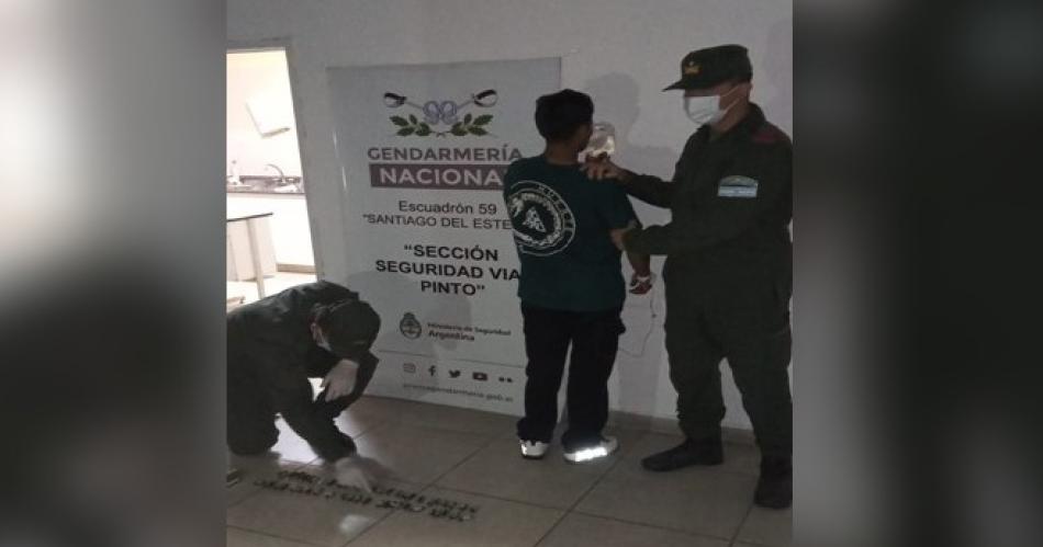 Ruta 34- extranjero expulsó 54 cpsulas con cocaína por un valor de ms de 5 millones