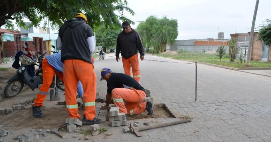En Friacuteas se impulsa un plan de mejora en calles y de edificios puacuteblicos