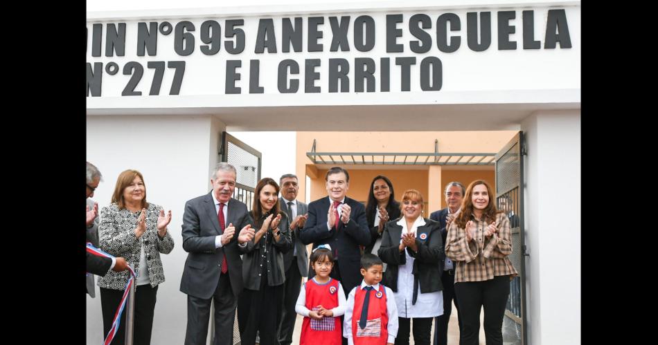 Zamora inauguroacute una escuela para 10 nintildeos y un jardiacuten para 4 alumnos en El Cerrito