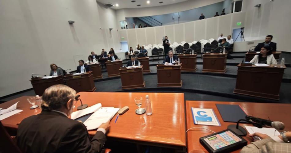 Ediles votan modificacioacuten de tabla valorativa fijada por el Estatuto Docente