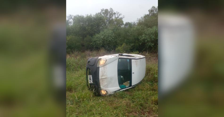 Milagro en la Ruta 89- conductor da tumbos con su camioneta y sale ileso