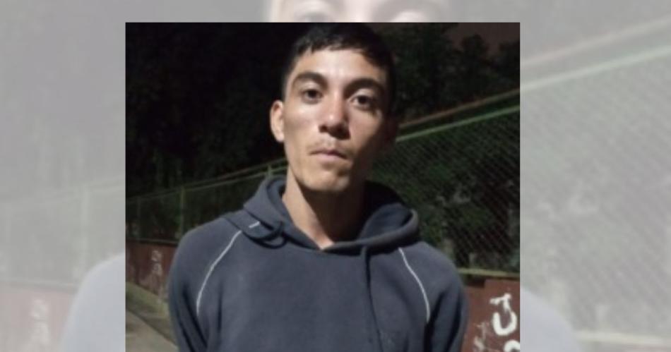 El joven es oriundo del barrio Mosconi y es buscado por su familia