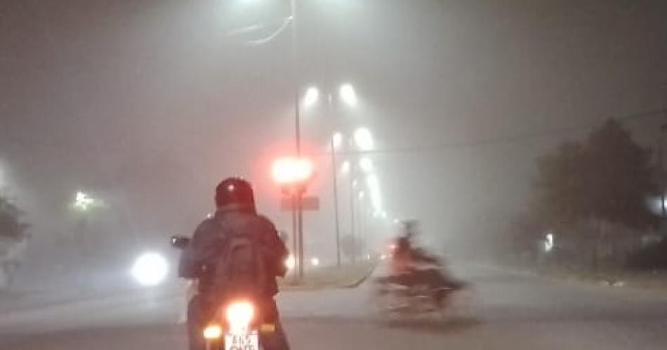 FOTOS No es El Eternauta- Santiago amanecioacute con mucha neblina y llovizna