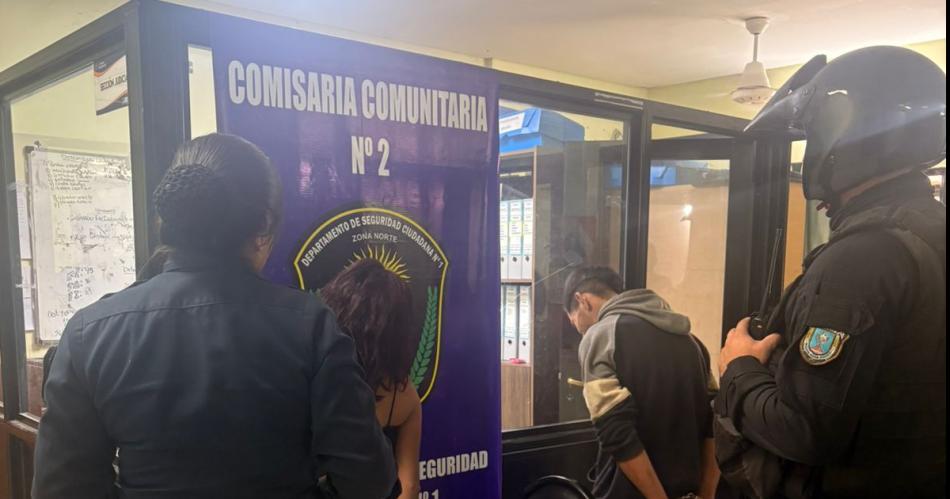 Intento de robo en el viaducto de AV Roca- dos aprehendidos