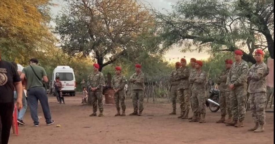 Con honores y muchas laacutegrimas despidieron al teniente Olivera