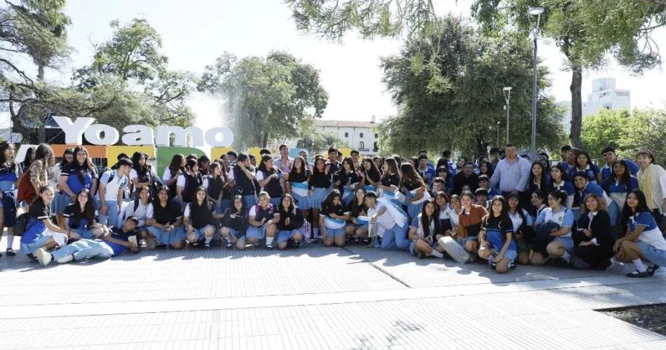 La Escuela de Comercio presentoacute Preapertura de la Temporada Turiacutestica