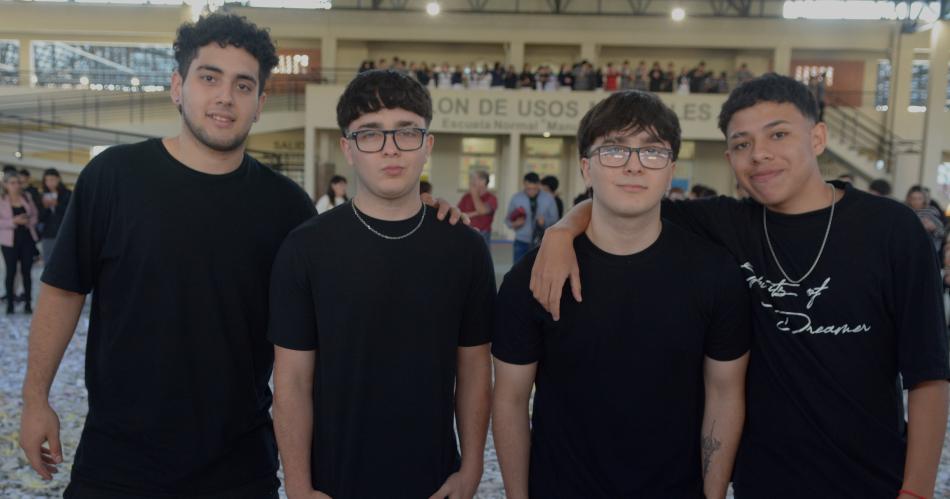 PRESENTACIOacuteN EN LA ESCUELA NORMAL