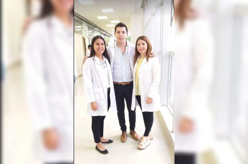 Tres hermanos una misma pasioacuten- la historia de Lujaacuten Constanza y Nacho que eligieron la medicina para ayudar a los demaacutes