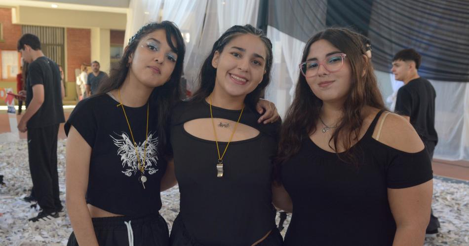 PRESENTACIOacuteN EN LA ESCUELA NORMAL