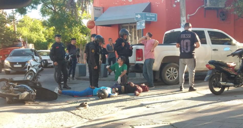 B CENTRO El accidente se registró en la intersección de calles La Rioja y Garibaldi en horas de la tarde