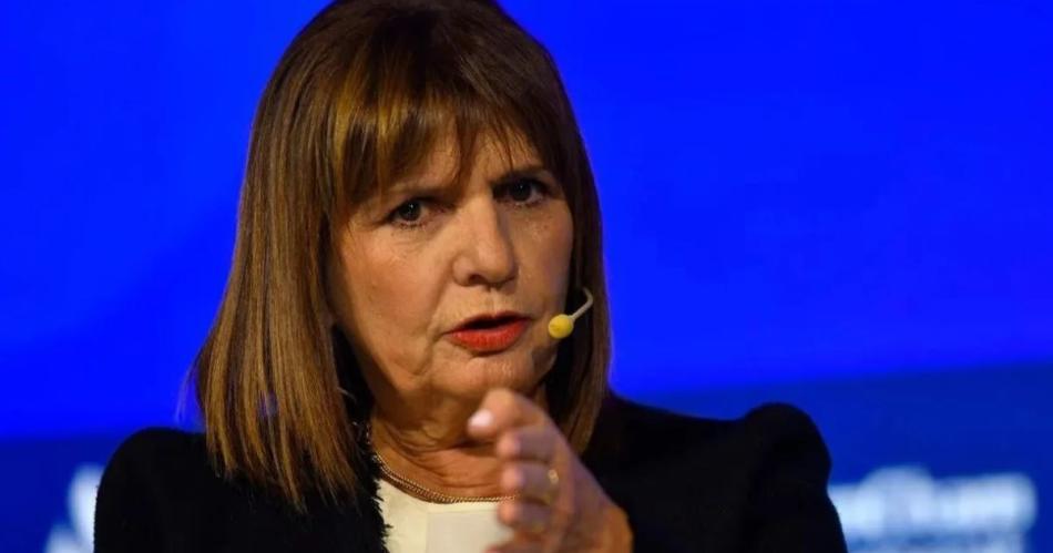 SALUD Bullrich- Los extranjeros van a tener que pagar como en otros paiacuteses