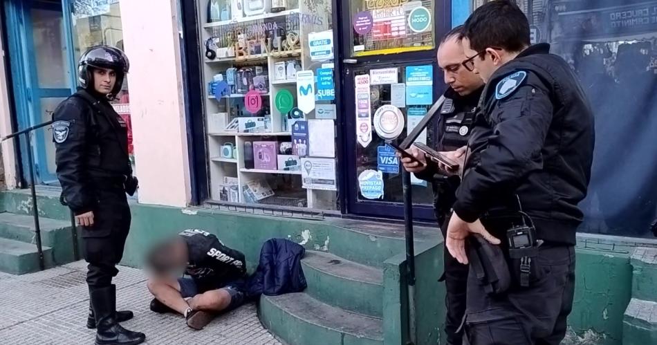 De terror-  intentoacute asesinar a su hermano se dio a la fuga y de paso le roboacute a un vecino