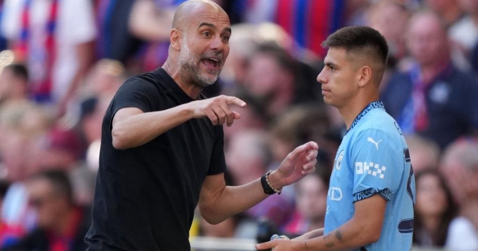 El Diablito Echeverri sumó sus primeros minutos con el Manchester City